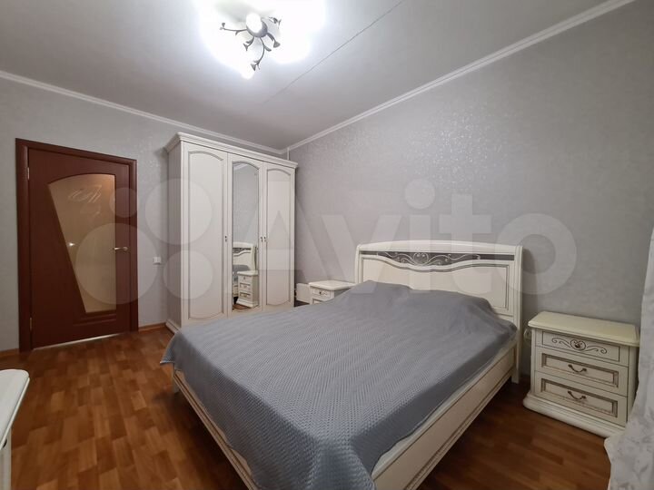 2-к. квартира, 65 м², 4/9 эт.