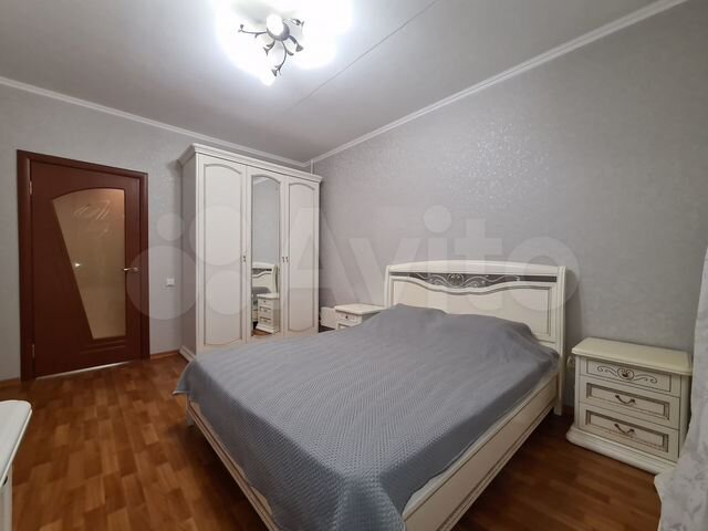 2-к. квартира, 65 м², 4/9 эт.