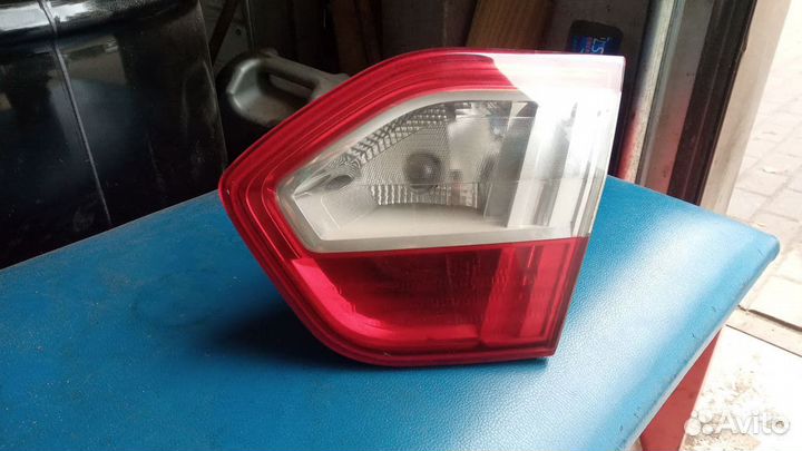 Фонарь внутренний левый renault fluence
