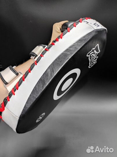 Тайпэды Fairtex с мишенью