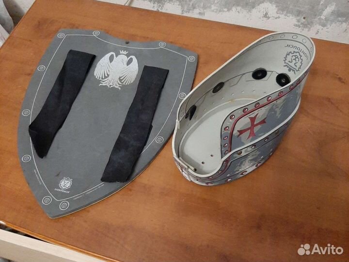 Шлем и щит для ребенка