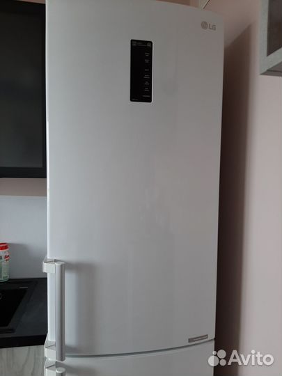 Холодильник LG