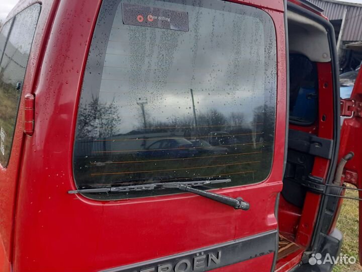 Стекло кузовное Citroen Berlingo