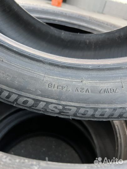 Bridgestone Blizzak LM-001 285/45 R21 112V