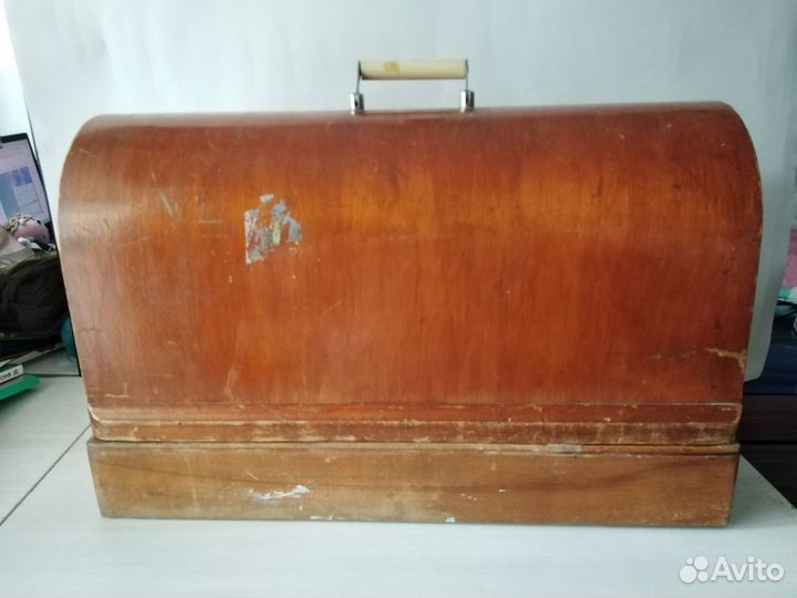 Машинка швейная 