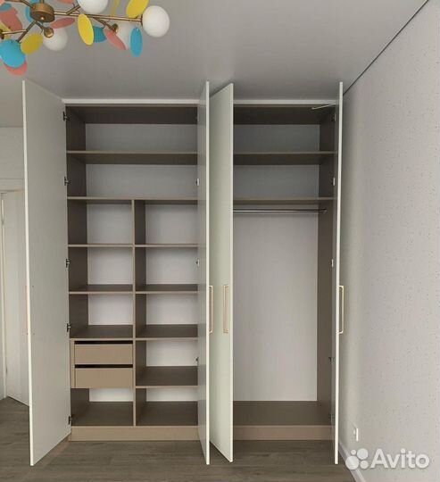 Шкаф купе угловой