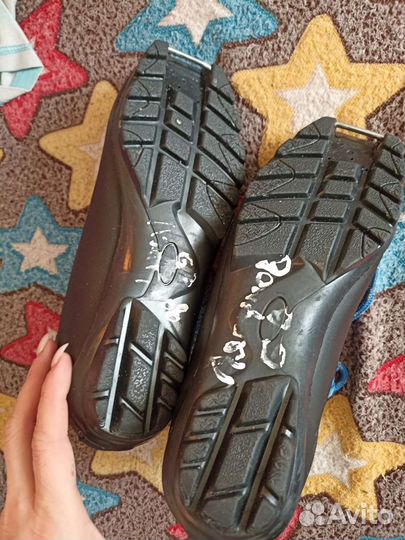 Лыжные ботинки