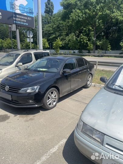 Volkswagen Jetta 1.4 AMT, 2016, битый, 160 000 км