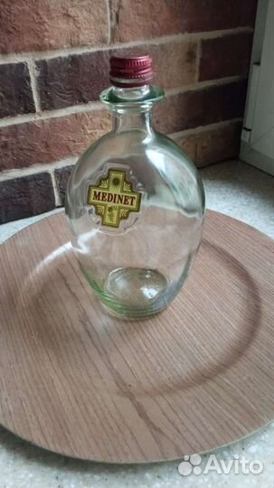 Бутылка стеклянная