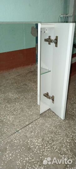 Шкаф зеркальный в ванну