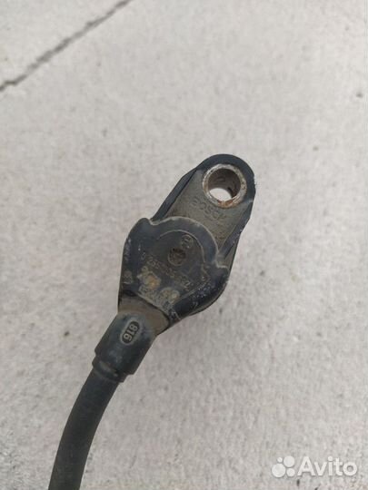 Датчик ABS передний Audi A4 B6 B7