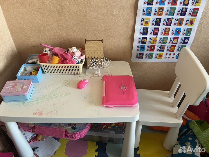 Детский стол и стул IKEA