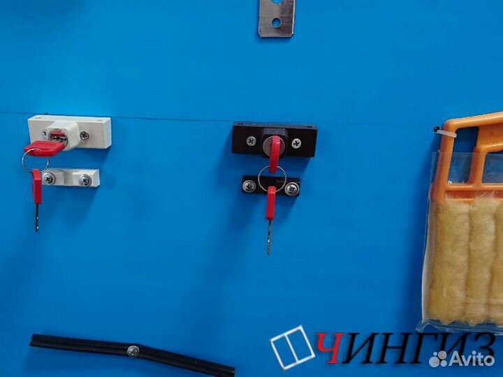 Детский замок на окно