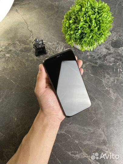 iPhone 11 Pro, 256 ГБ