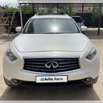 Infiniti FX30 3.0 AT, 2013, 130 000 км, с пробегом, цена 2 600 000 руб.