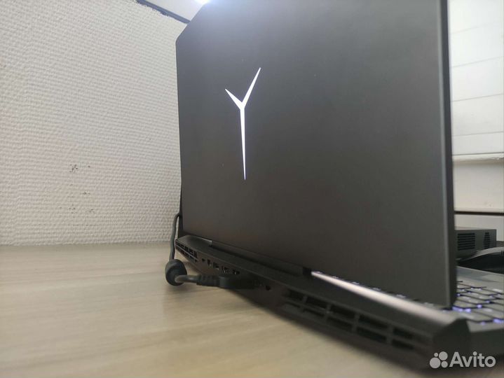 Lenovo Legion Y545 1660 ti
