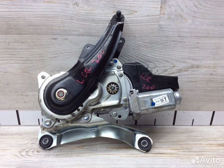 Механизм подъема двери багажника Toyota Land