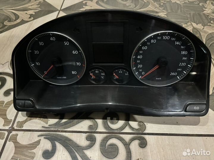 Щиток приборов VW MK5
