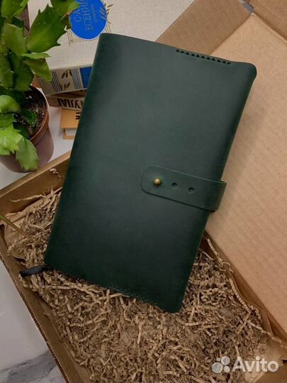 Кожаный ежедневник ручной работы
