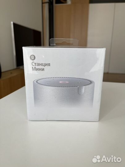 Умная колонка Яндекс Станция Мини