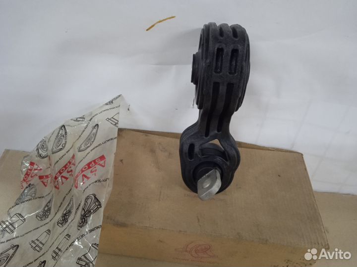 Подушка двигателя задняя Honda Civic-8 2005-2012