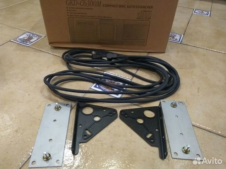 CD чейнджер Kenwood