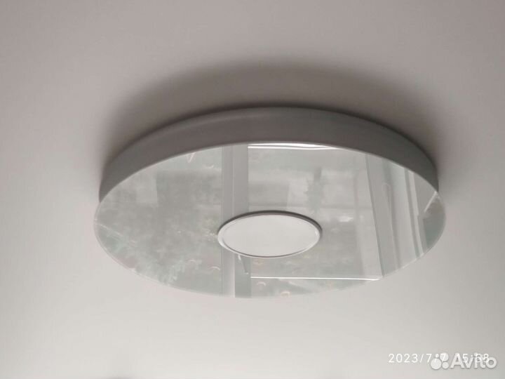 Светильник потолочный
