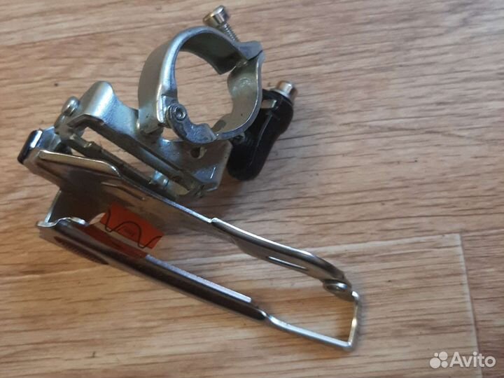 Переднии переключатель shimano