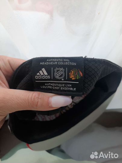 Бейсболка мужская adidas NHL