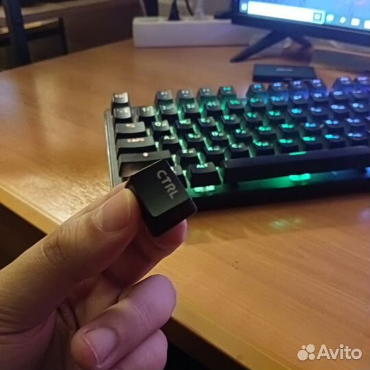 Игровая механическая клавиатура