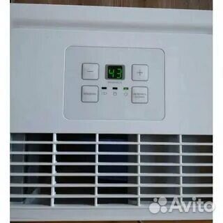 Осушитель воздуха dexp DH-10kgma