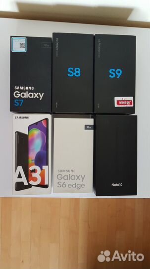 Коробки для телефонов Samsung