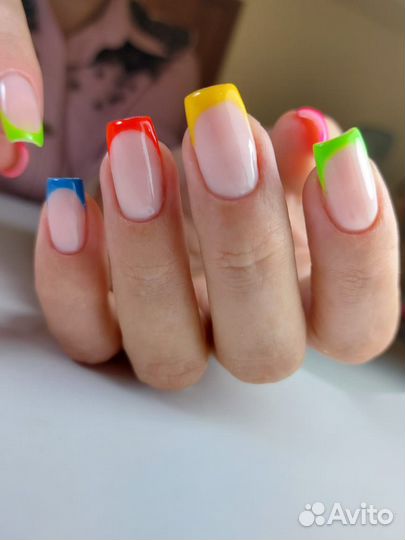 Наращивание ногтей