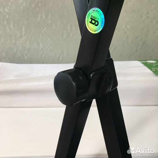 Подставка X для синтезатора