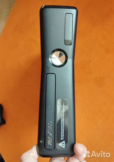 Xbox 360 S с полным комплектом