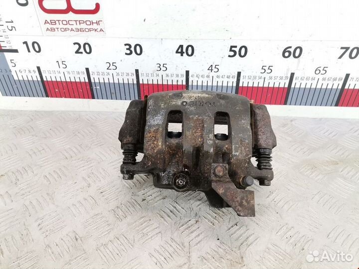 Суппорт передний левый Mitsubishi L200 3 2002