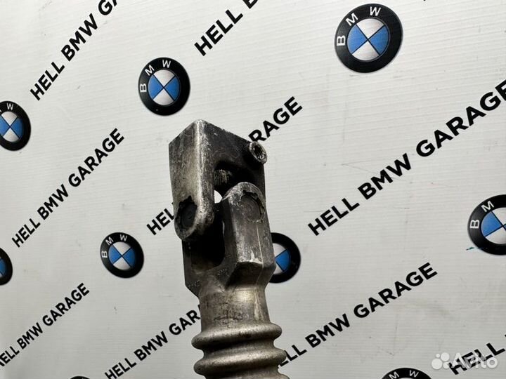 Рулевой карданчик Bmw 7 E38 M62B35TU 2001