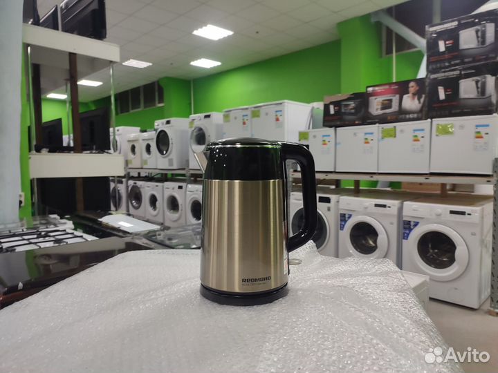 Новый Чайник redmond RK-M1582