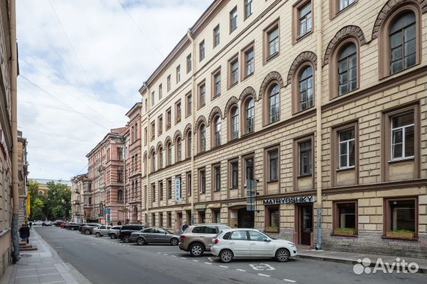 Консьерж в жилой дом (1 парадная)