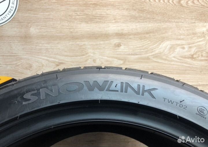 Triangle Snowlink TWT02 315/35 R20 110V