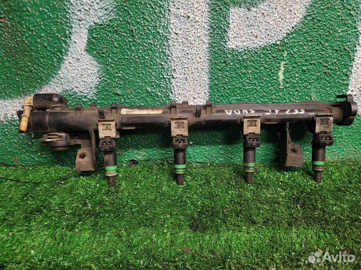 Топливная рампа на Ford Focus 2 shda