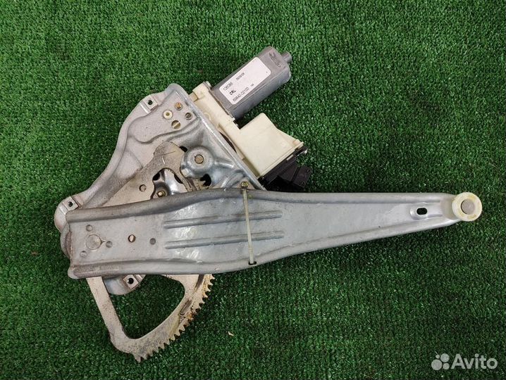 Стеклоподъемник задний левый Toyota Corolla E120