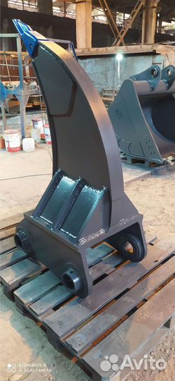 В наличии однозубый рыхлитель (клык) CAT320