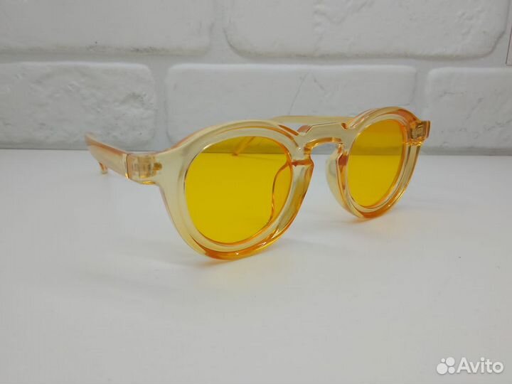 Солнцезащитные очки James Tart