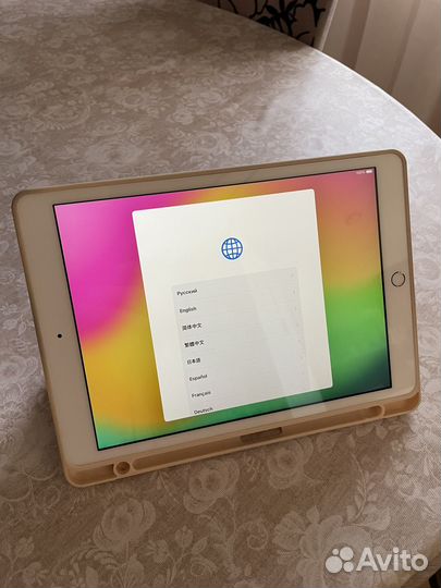 Apple iPad 7 32gb Gold