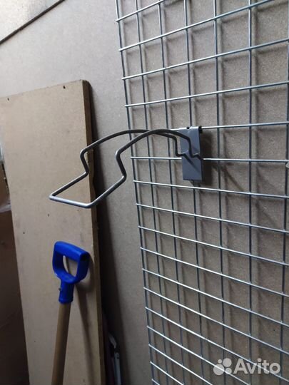 Кронштейн для головных уборов