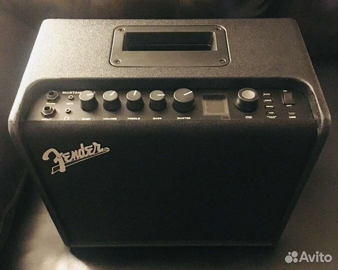 Комбоусилитель Fender Mustang LT25