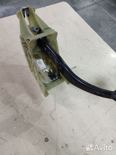 Педаль тормоза bмw 7 Е65 бmв 7 Е65 Е66 рeстaйлинг