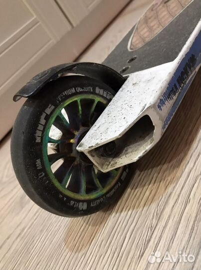 Трюковой самокат