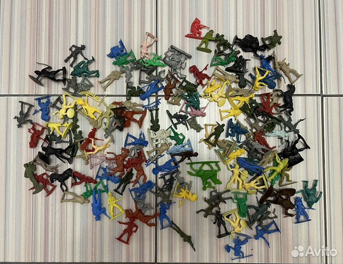 Пластмассовые солдатики